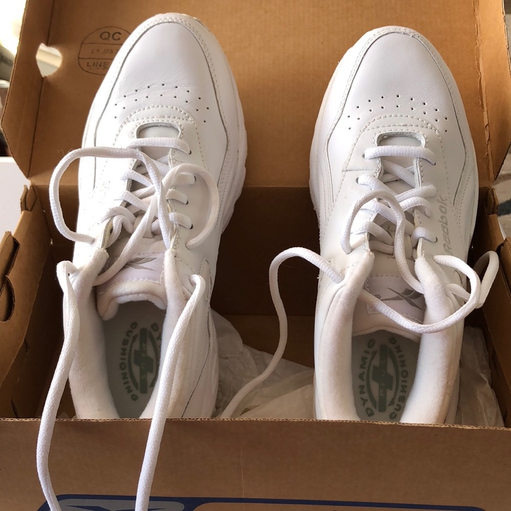 Reebok Walking Comfort Premiere 8 Narrow White / Light Grey Tennis Shoe